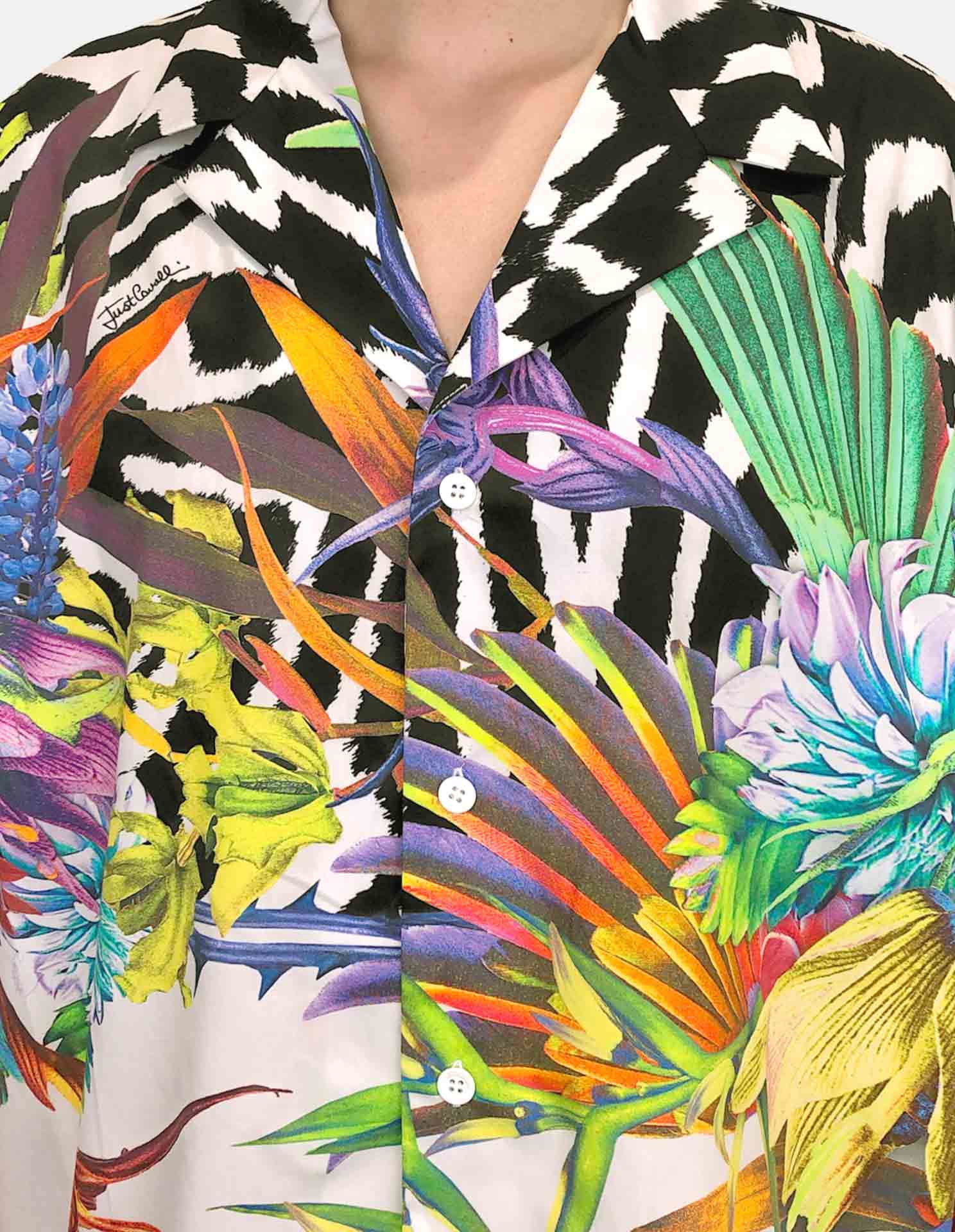 新品 Just Cavalli レーヨン ボタニカルカットソー 新品 Just Cavalli レーヨン ボタニカルカットソー - メルカリ